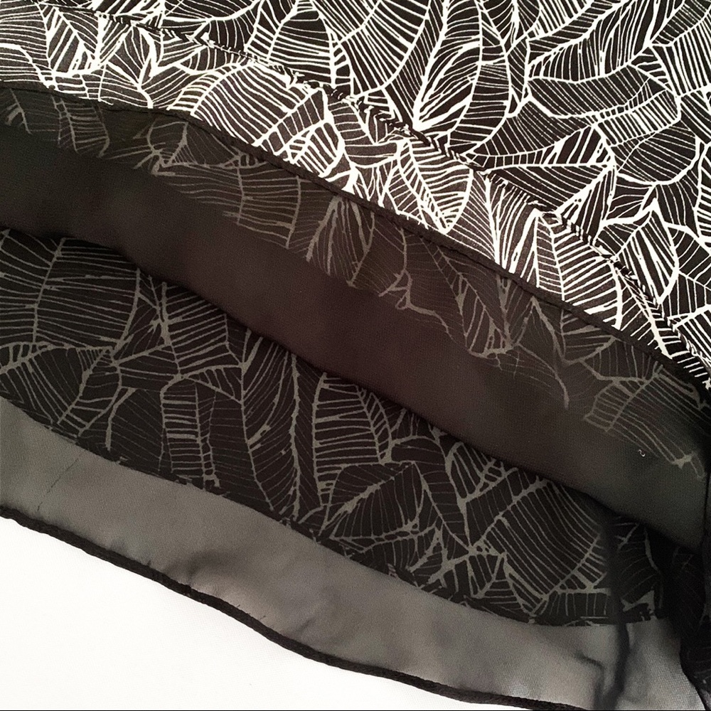 LOFT Leaf Print Layered Tank - Picture 5 of 15